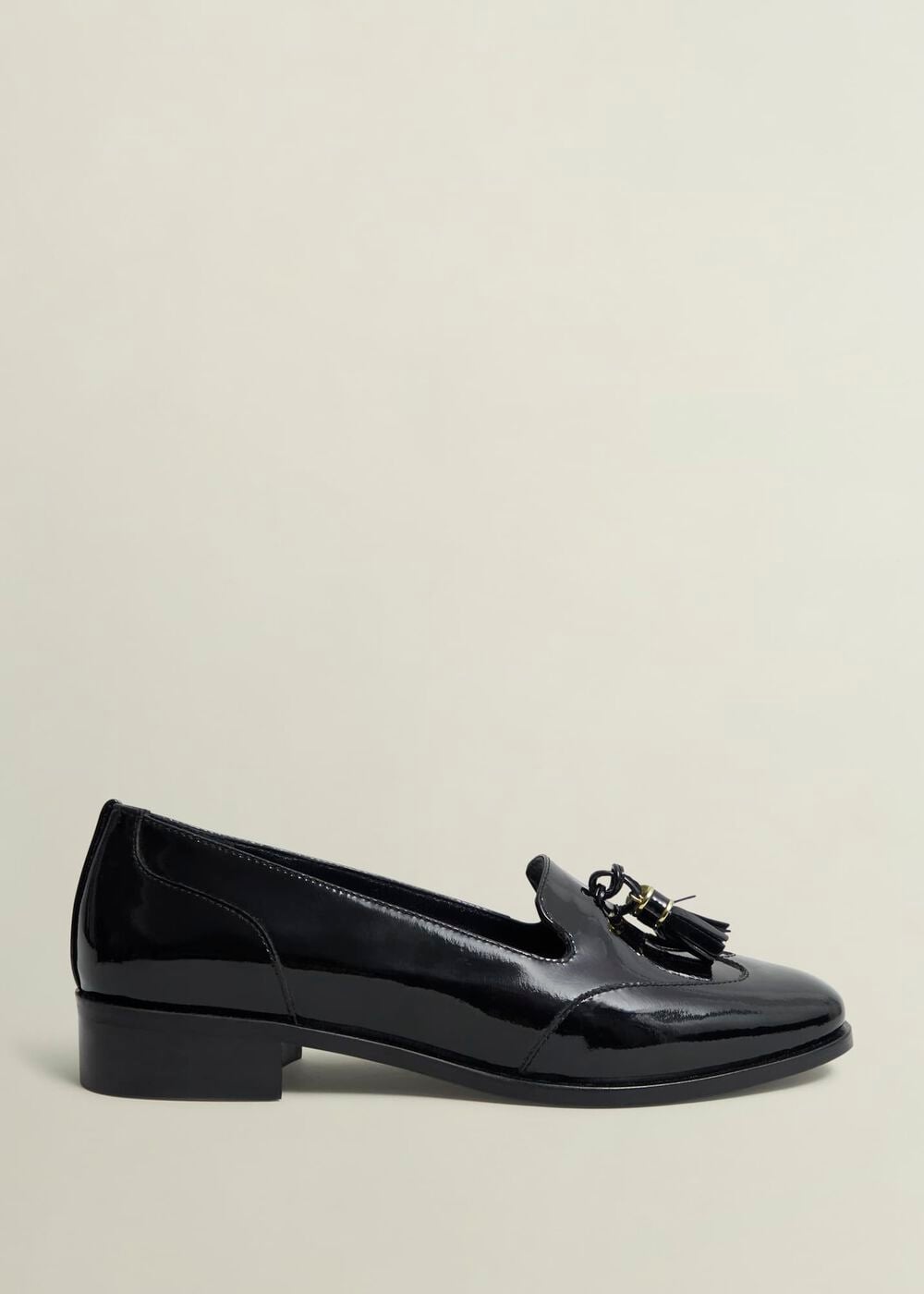 Women's Leather Loafers in Black | black loafers | SAVINTARI