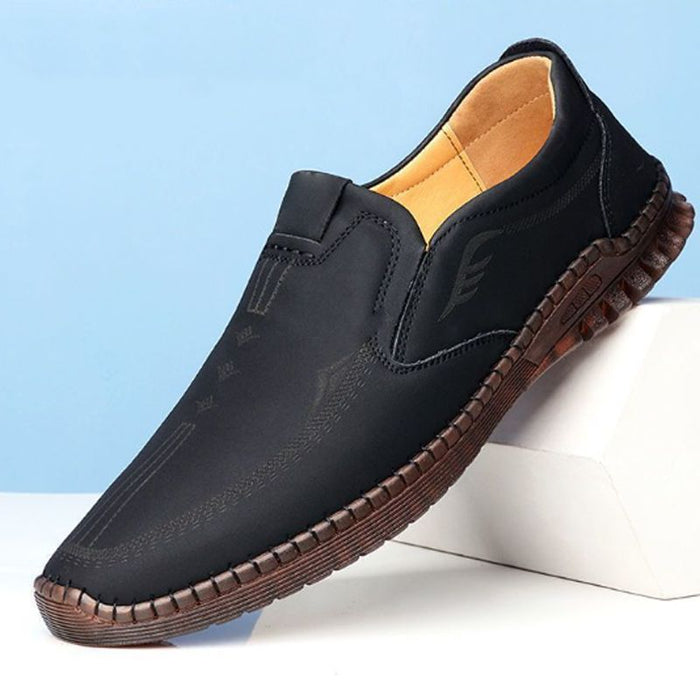 Men's Comfortable Soft-sole Flat Shoes - Black | Everyday Shoes | SAVINTARI