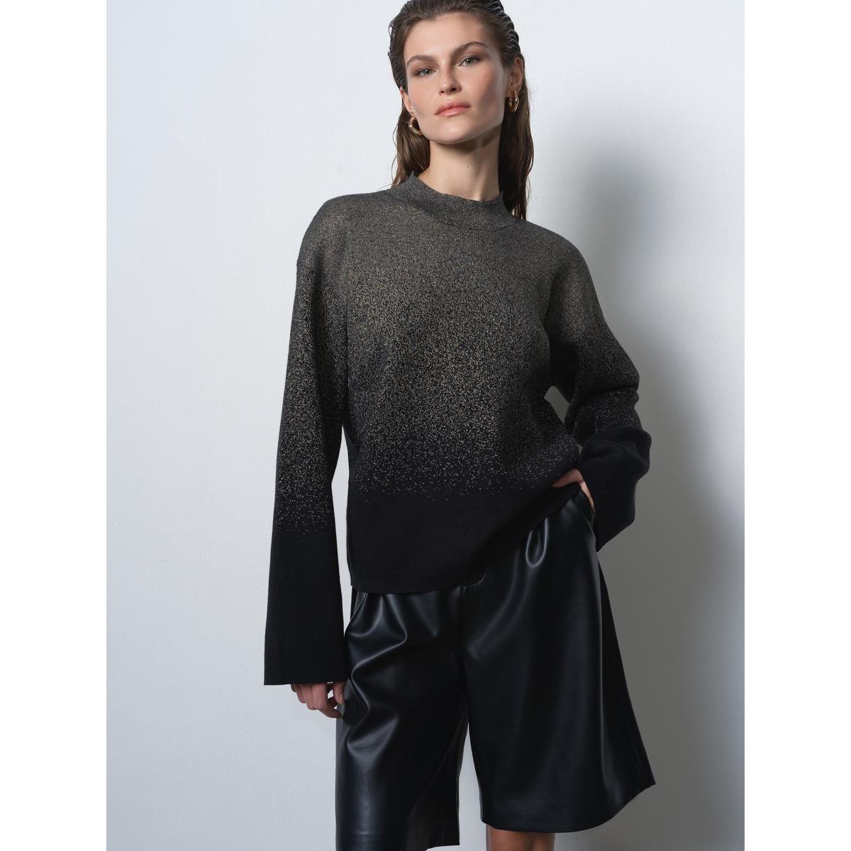Women's Crew Neck Jumper - Black | SAVINTARI women's jumper
