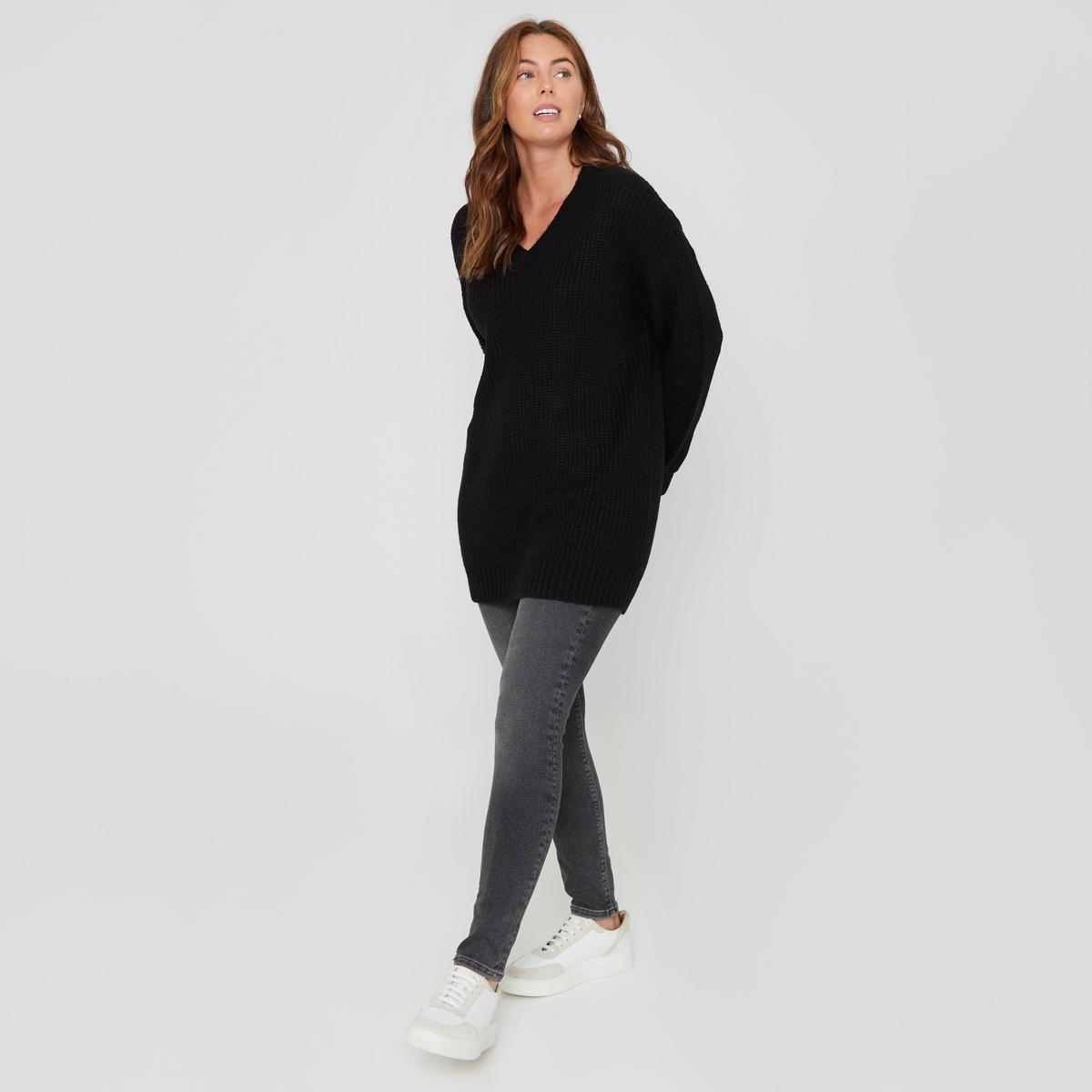 Women's Cosy Stretch Crew Neck Jumpers - Black | SAVINTARI women's jumper