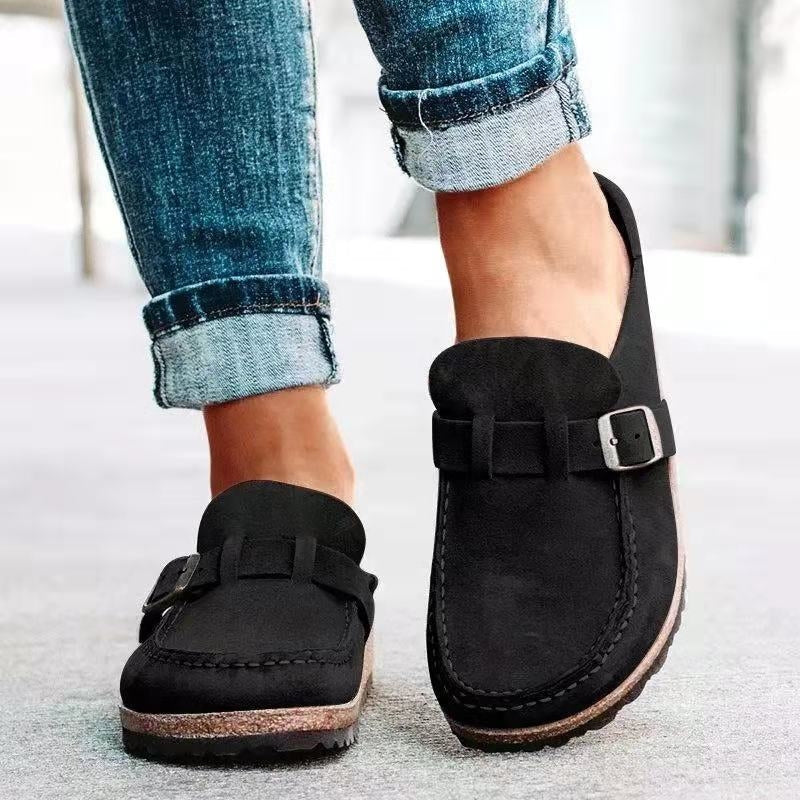 Women's Buckle Loafers in Black | buckle loafers | SAVINTARI