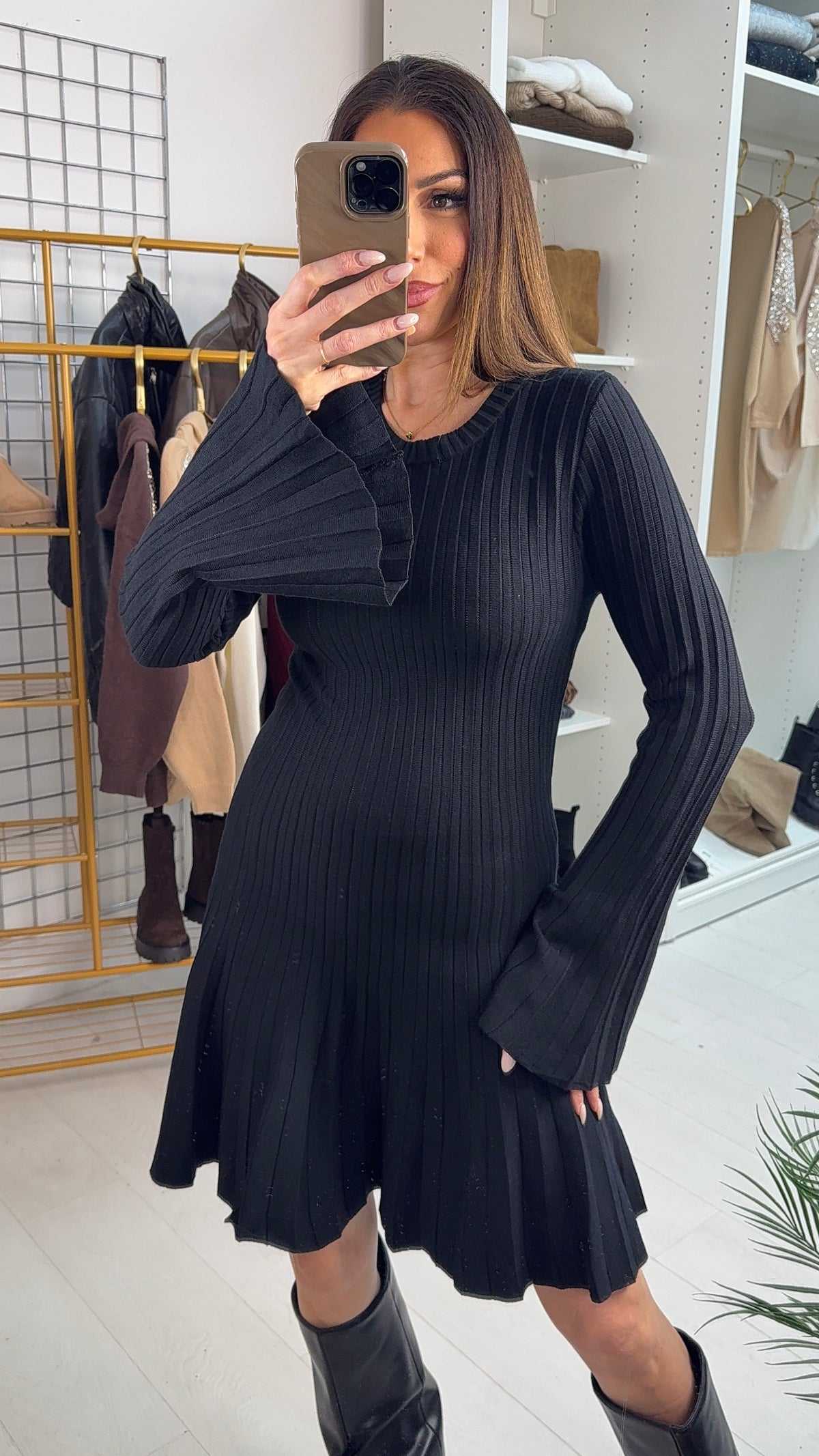 SAVINTARI Valentine Plain Pleated Bell Sleeve Jumper Dress