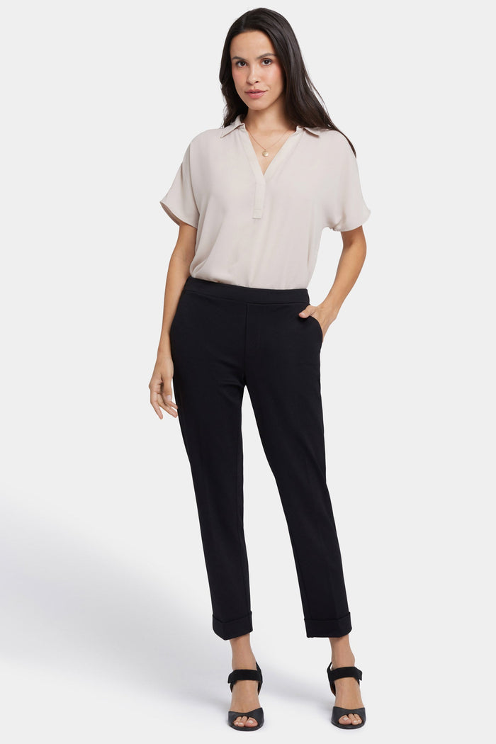 Women's Pull On Ankle Trousers - Black | Easy Waist Everyday Pants | SAVINTARI