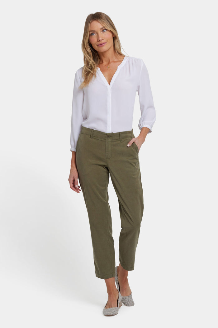 Women's Easy Fit Ankle Trousers - Bay Leaf | Ankle Length Pants | SAVINTARI