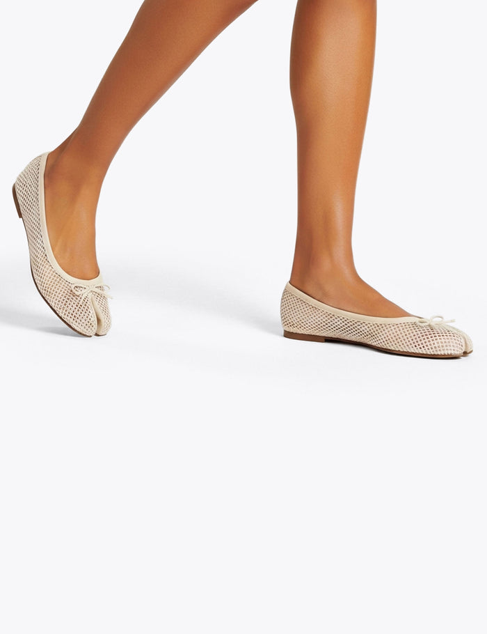 Ballet Flats · White