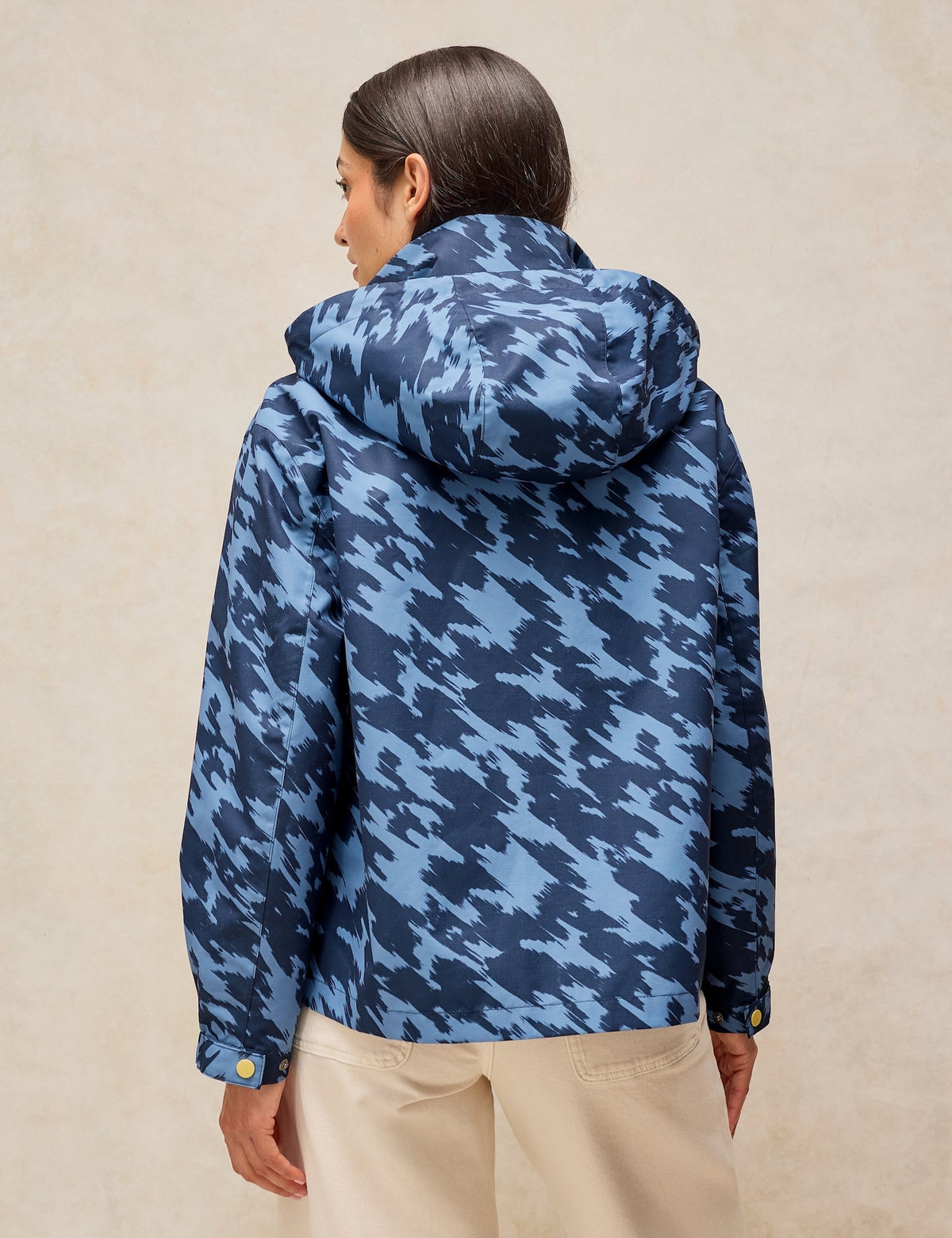 Women's Waterproof Jacket in Navy view 4 | waterproof jacket | SAVINTARI
