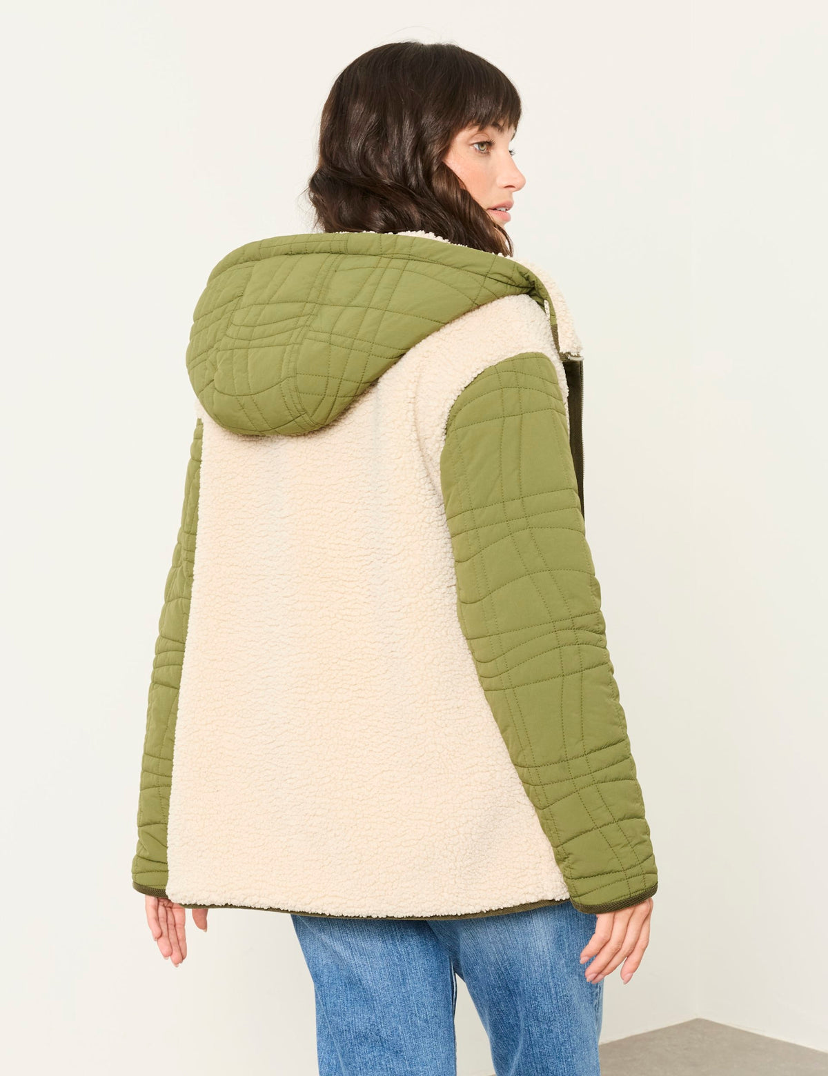 Women's Borg Jacket in Green view 6 | borg jacket | SAVINTARI