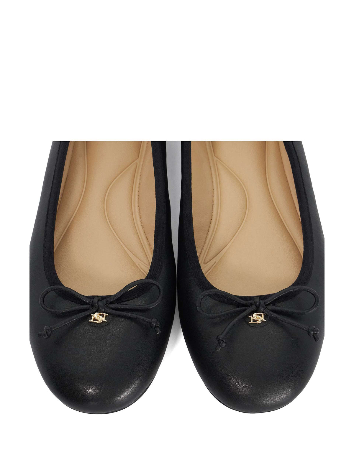 Women's Ballet Flats in Black view 3 | ballet flats | SAVINTARI