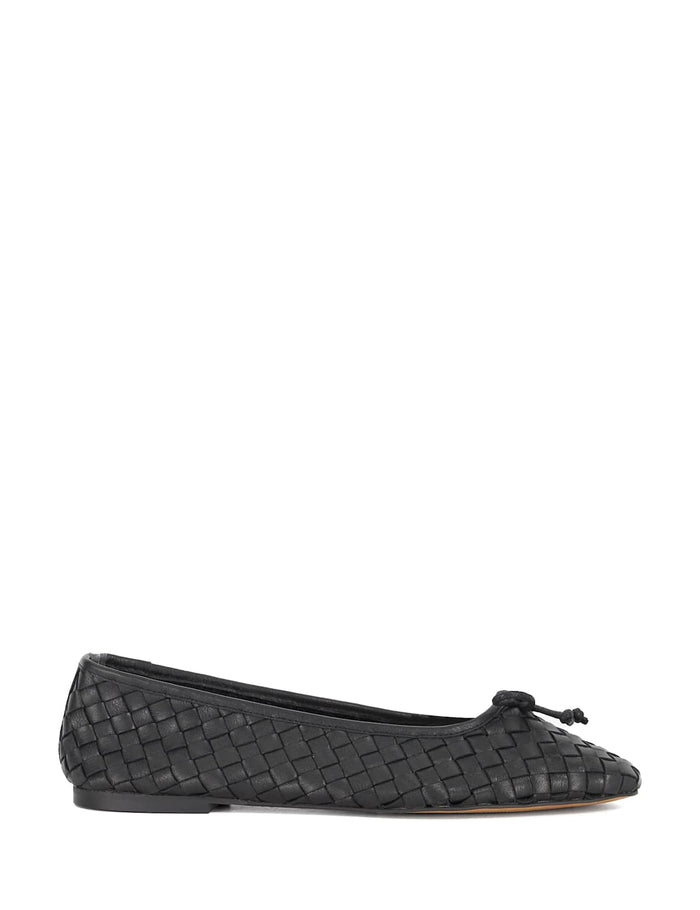 Women's Leather Woven Slip On Flat Ballet Pumps - Black | Everyday Ballet Flats | SAVINTARI