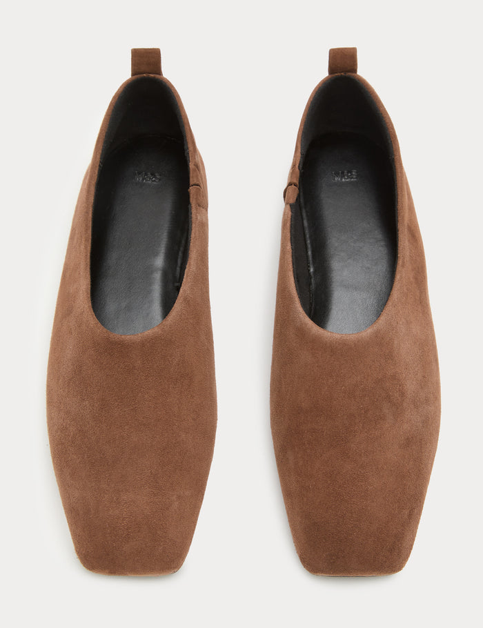 Ballet Flats · Tan