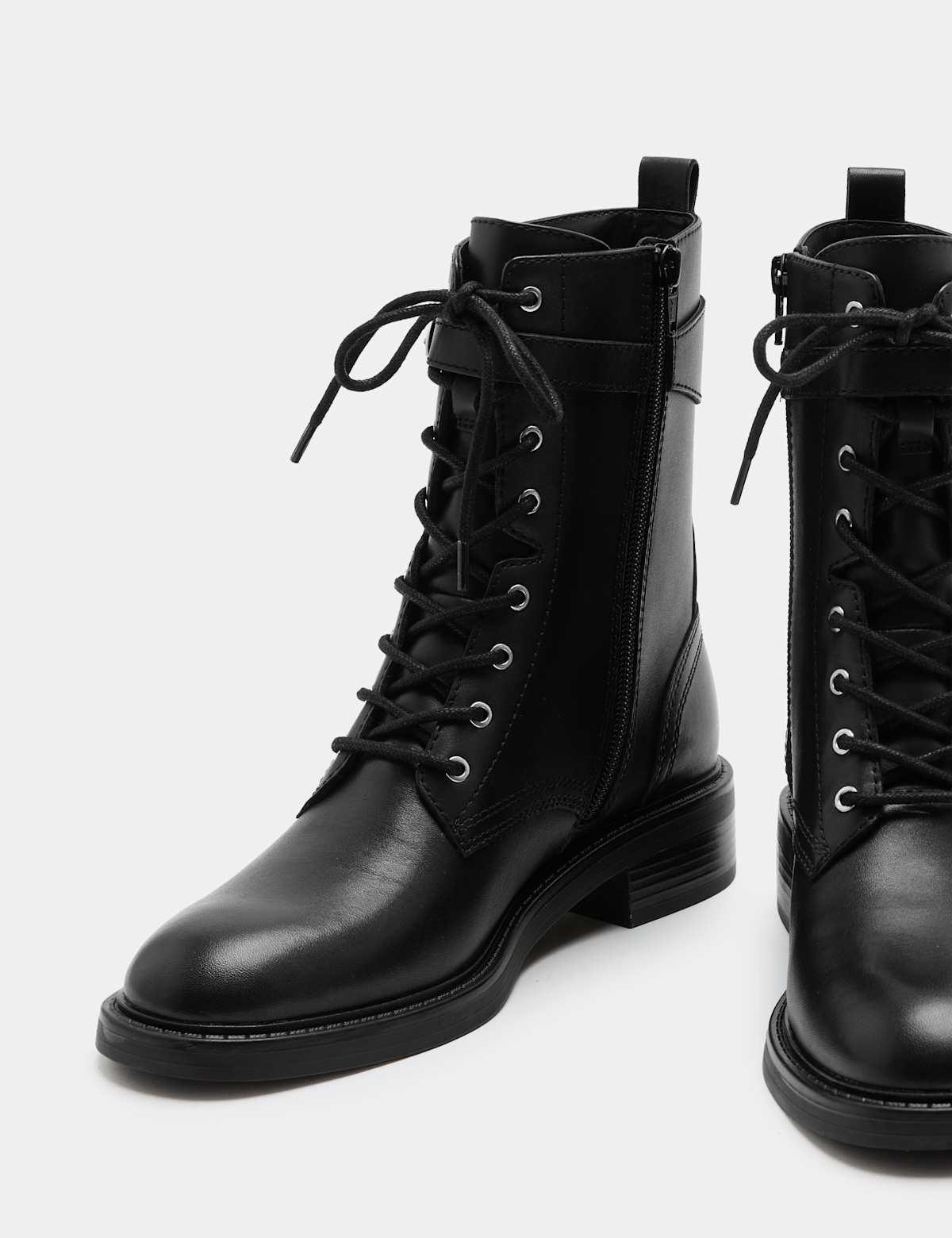 Women's Leather Biker Lace Up Ankle Boots - Black | biker boots | SAVINTARI