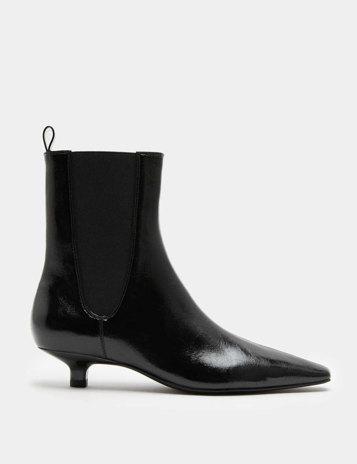 Women's Patent Chelsea Kitten Heel Pointed Ankle Boots - Black | Autumn Ankle Boots | SAVINTARI