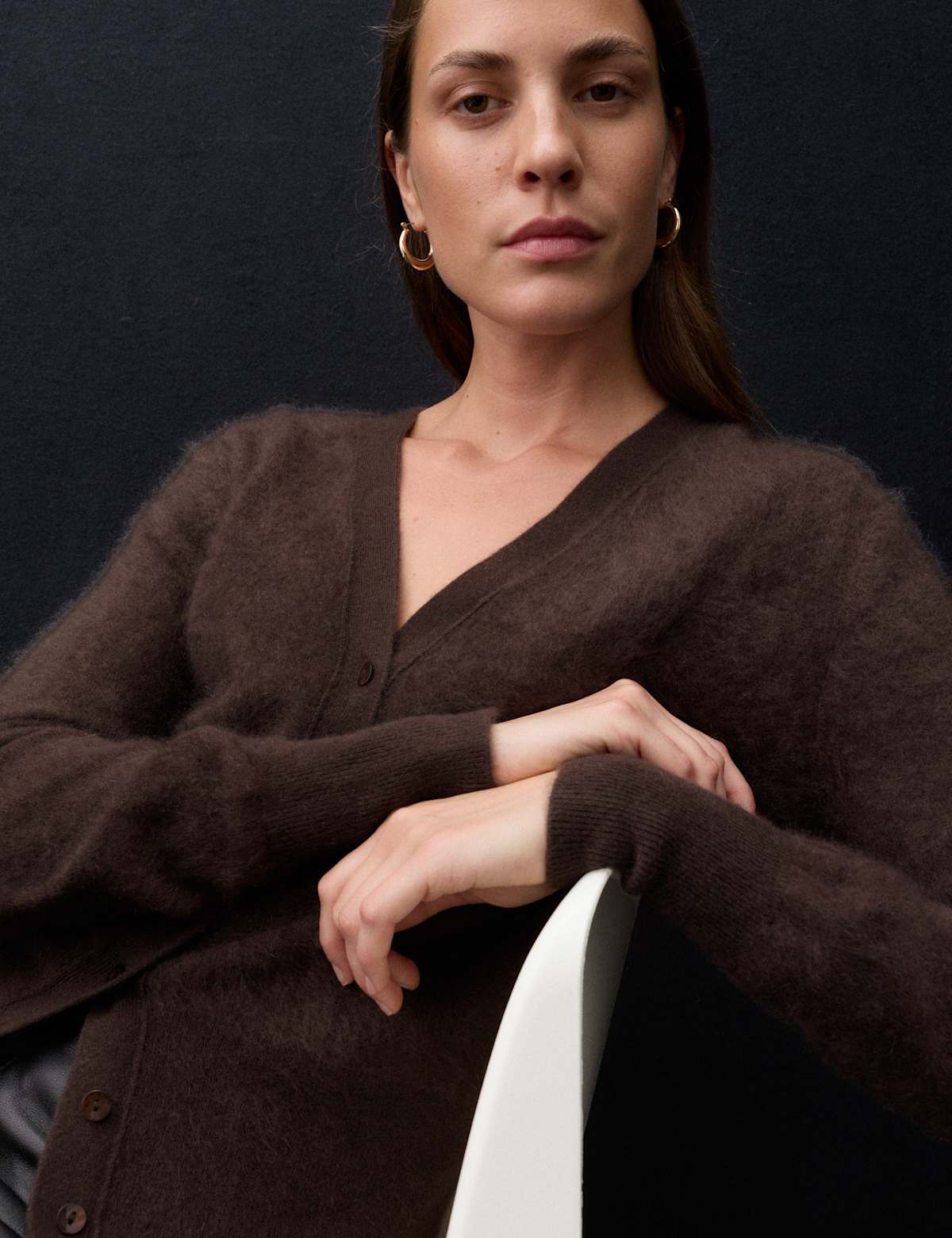 Women's Brushed Pure Cashmere V Neck Slim Cardigan - Black | cardigan | SAVINTARI