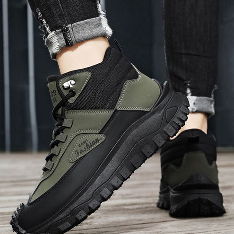 Men's ️Retro Hiking Boots - Waterproof & Outdoor Friendly - Black and White | SAVINTARI