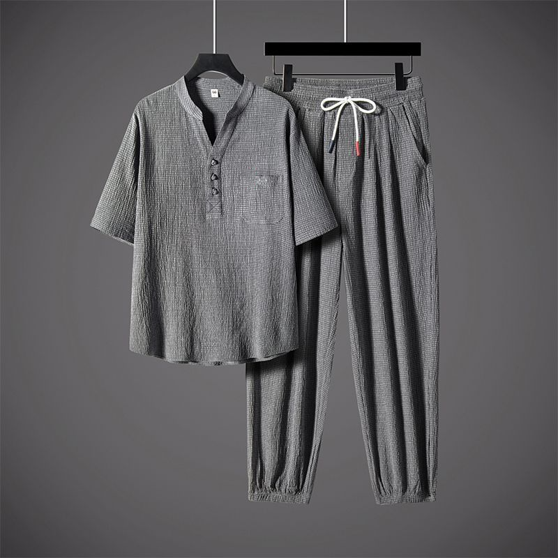 Men's Cool V-Neck Top & Jogger Pants Set - Black | SAVINTARI