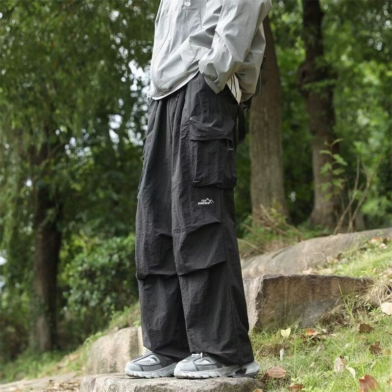 Men's Parachute Cargo Pants - Black | SAVINTARI