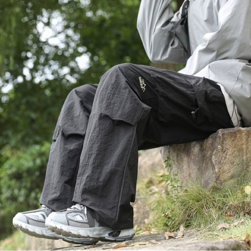 Men's Parachute Cargo Pants - Black | SAVINTARI