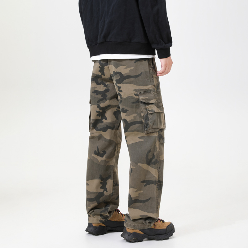 Men's Relaxed Fit Camo Cargo Pants - Khaki | SAVINTARI