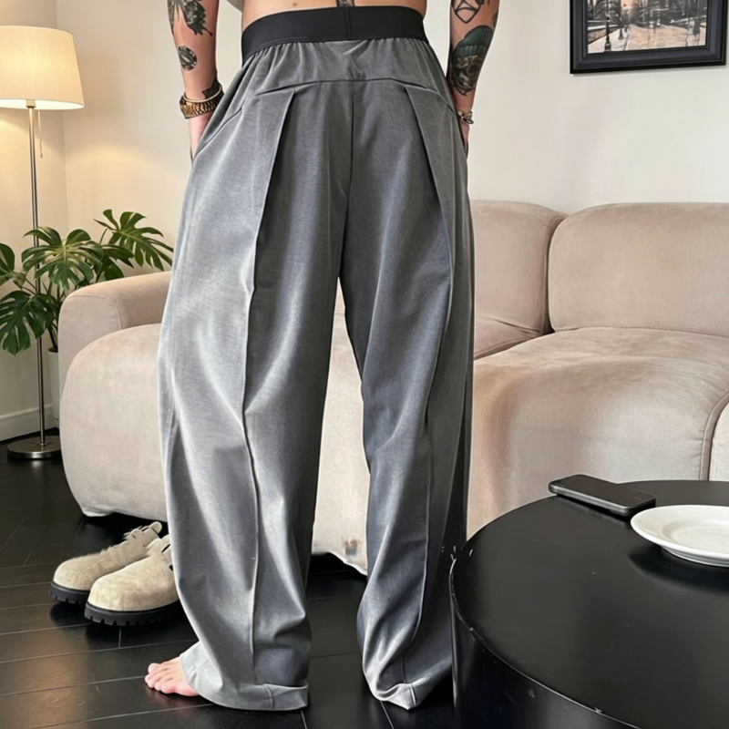Men's Pleated Wide-Leg Trousers with Elastic Waist - Black | SAVINTARI