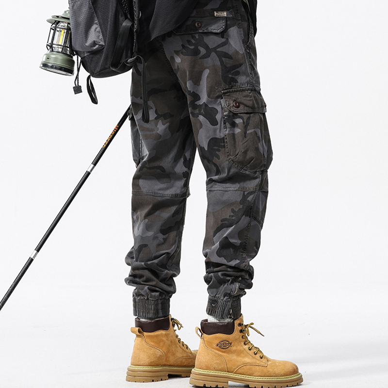 Men's Camouflage Cuffed Casual Cargo Pants - Army Green | SAVINTARI